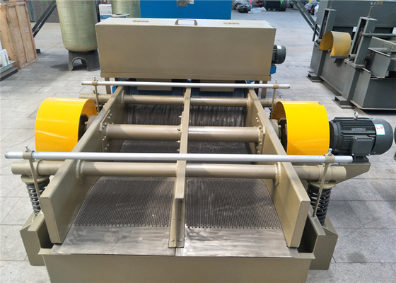 Self Cleaning Vibration Screen Machine For Wood Pulp / Straw Pulp / Waste Paper Pulp